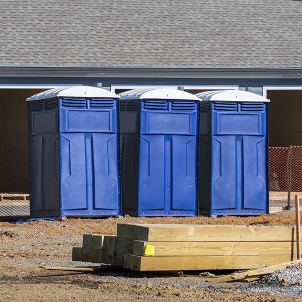 what is the cost difference between standard and deluxe porta potty rentals in Wilmington Ohio